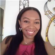 Profesora de Psicología orienta clases de desarrollo P